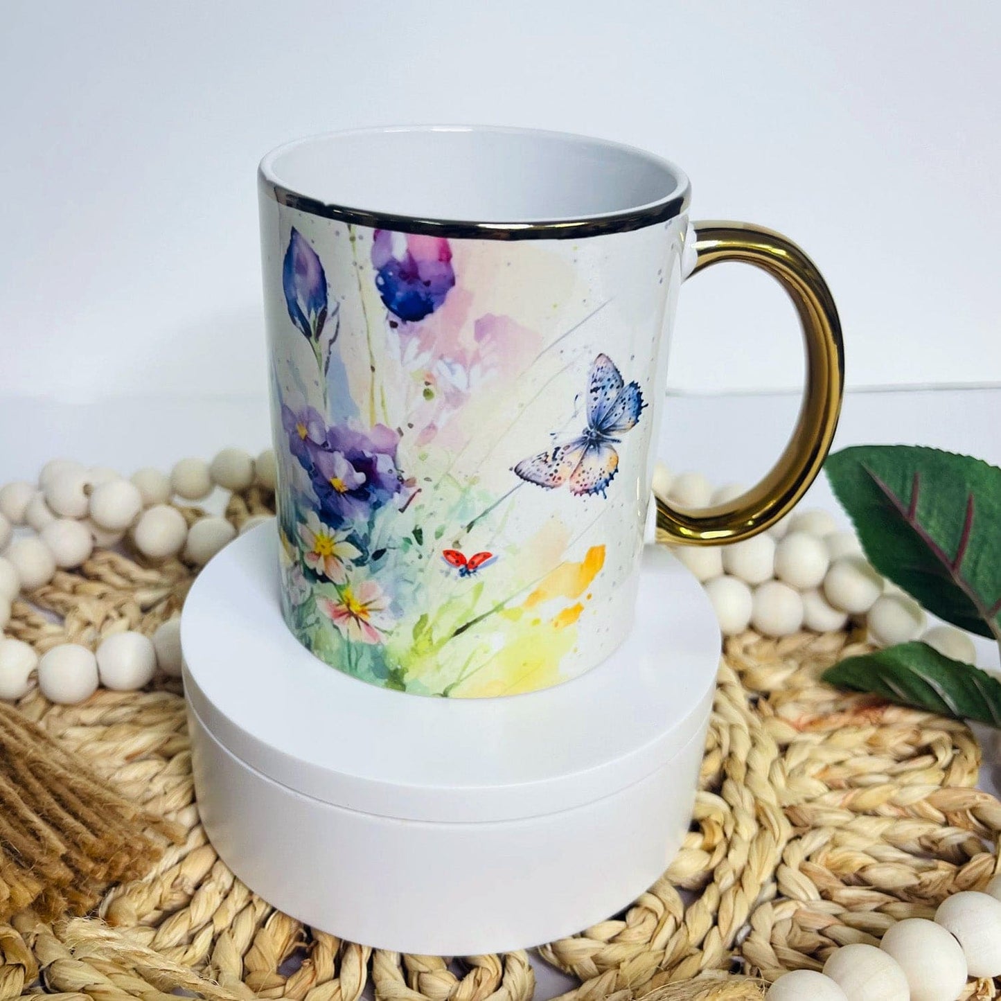 Personalized 12 oz Mugs with a Gold Handle and Trim