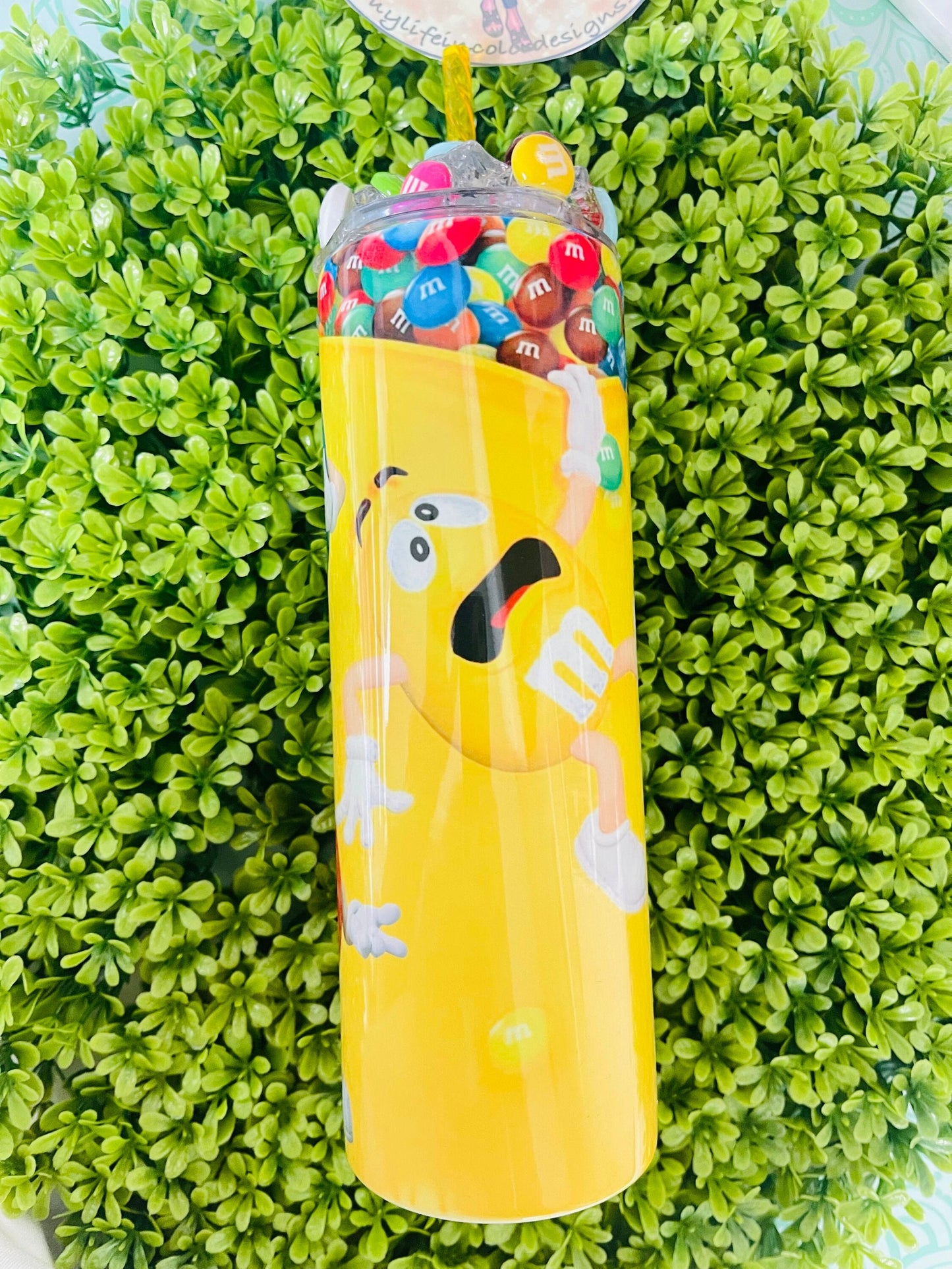 20 oz Straight Double Wall Tumbler, M&M's cup with a 3D Lid with artificial ice cubes and candy. Reusable Plastic yellow straw. summer cup