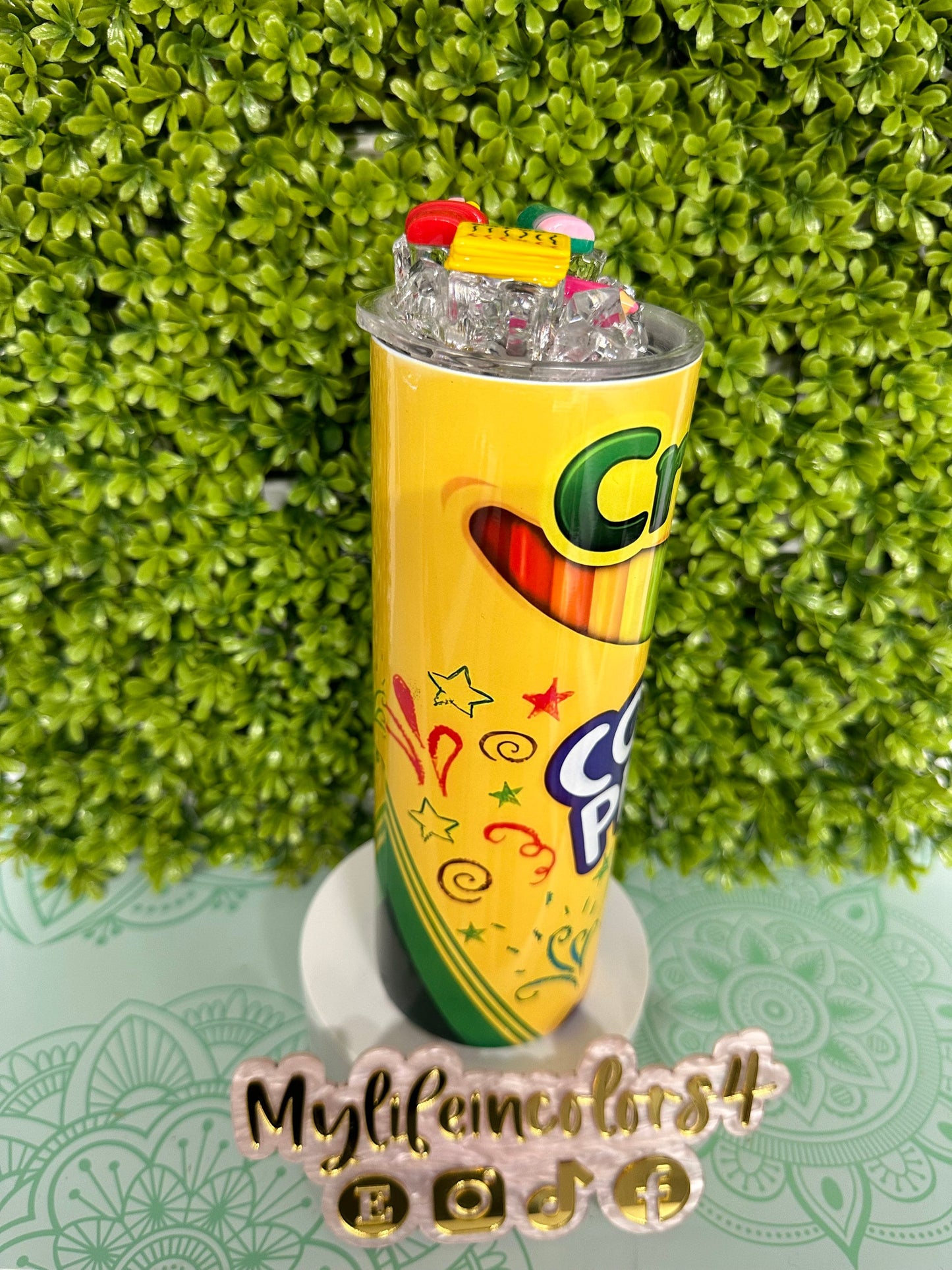 20 oz Straight Double Wall Tumbler crayons cup with a 3D Lid with artificial ice cubes and coloring school Art cute charms